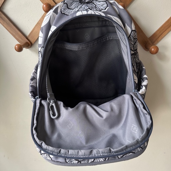 Small backpack - Picture 3 of 3